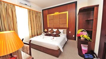 1 habitación, minibar, escritorio y espacio para trabajar con laptop