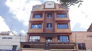 Unclassified image, 2 of 20, button - Santa Fe Hotel (Nairobi)