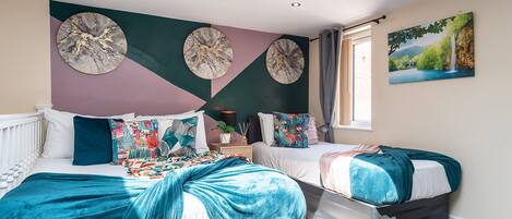 1 soverom, strykejern/-brett, wi-fi og sengetøy