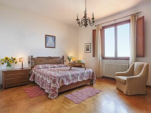 7 soverom, reiseseng for barn og wi-fi (inkludert)