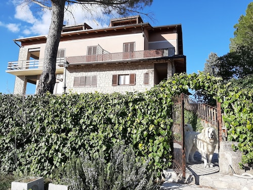 ROOM 1 in villa in hilly area with panoramic view