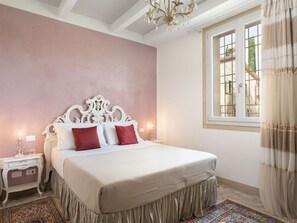 6 Schlafzimmer, Bügeleisen/Bügelbrett, Reisekinderbett, kostenloses WLAN