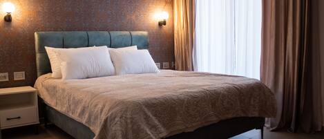 Design Apartment | Egyptian cotton sheets, premium bedding, individually decorated