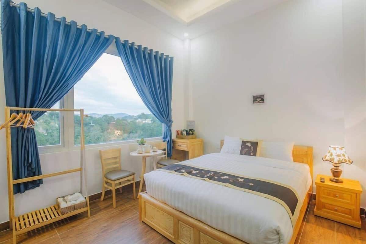 Habitación doble estándar, vista al valle | Escritorio, insonorización y wifi gratis
