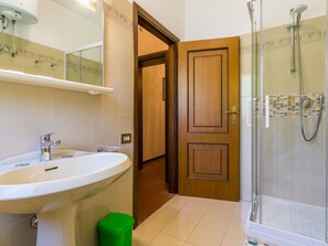 Hair dryer, towels - Wonderful private villa for 9 guests with private pool, WIFI, TV and terrace (Volterra)