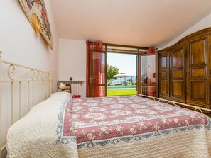 4 Schlafzimmer, Reisekinderbett, kostenloses WLAN