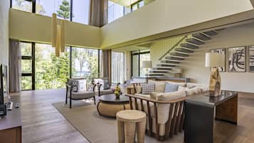 1 habitación y minibar con artículos gratuitos