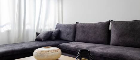 Family Apartment | Living room