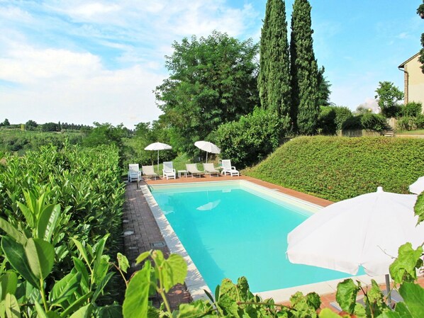 Pool - Wonderful  villa for 12 guests with WIFI, private pool, TV, terrace, pets allowed and panoramic ... (Scandicci)