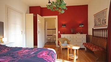 8 Schlafzimmer, Bügeleisen/Bügelbrett, kostenloses WLAN, Bettwäsche