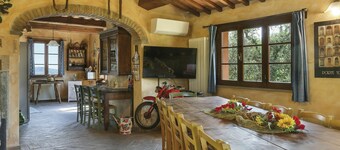 Maison de vacances privée avec WIFI, piscine privée, climatisation, TV, patio, vue panoramique