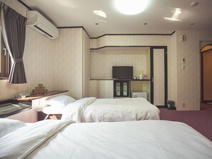 Twin Room - Osaka Grand Hotel Annex (Osaka)