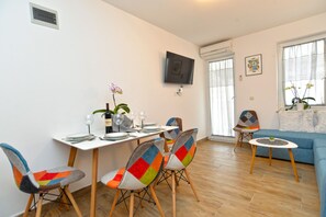 Dining - Apartment 742/28478 (Istria - Stinjan), 700m from the beach (Stinjan)