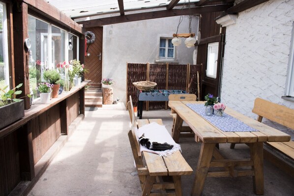 Outdoor dining