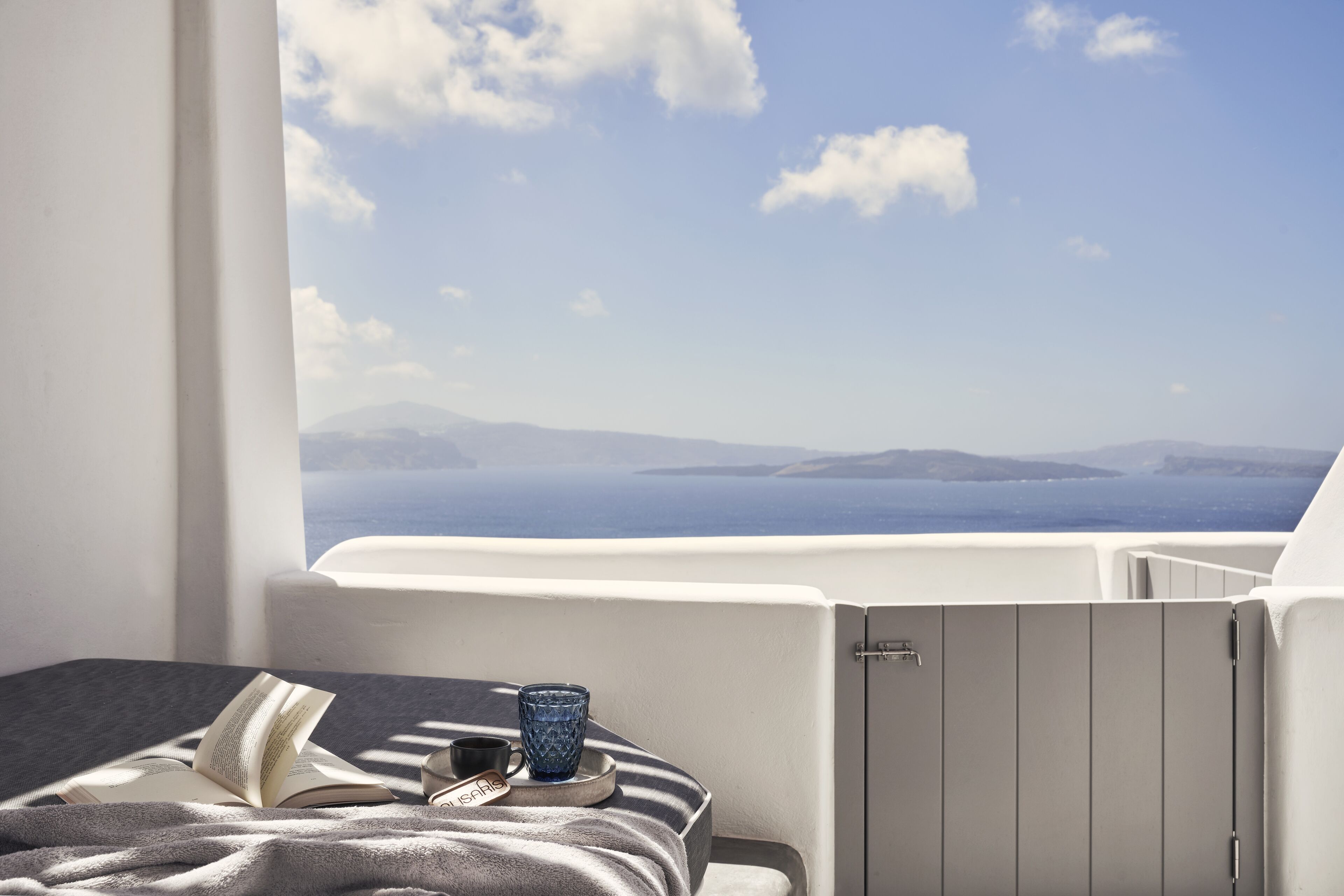 Junior Suite, 1 Queen Bed, Jetted Tub, Sea View | Terrace/patio