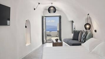 Suite Supérieure, 1 chambre, baignoire à jets, vue mer | 1 chambre, coffres-forts dans les chambres, chambres insonorisées