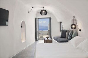 Superior Suite, 1 Bedroom, Jetted Tub, Sea View | 1 bedroom, in-room safe, soundproofing, iron/ironing board - Alisaris Caves (Santorini)