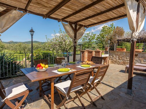 Belle maison de vacances privée avec climatisation, WIFI, piscine, TV, terrasse et animaux admis