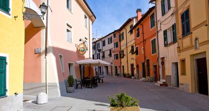 Sea Levanto and Cinque Terre Calm, Cool, Freedom,for Children and pet Parking