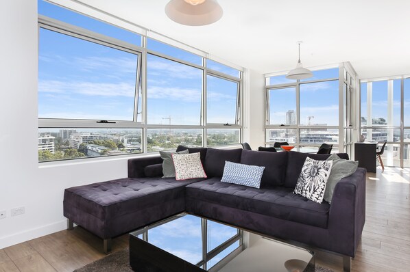Executive Apartment | Living room | Smart TV - As the Sun Sets (Zetland)
