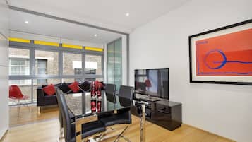 Executive Apartment | Living area | Flat-screen TV, DVD player