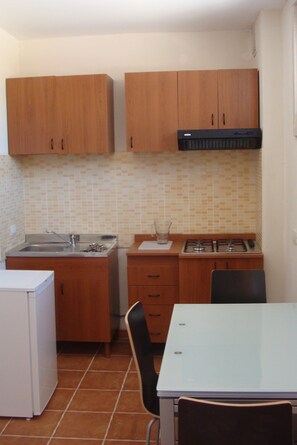 Apartment, 1 Schlafzimmer, Raucher, eigener Pool | Innenbereich