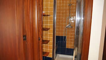 Villa, 1 Schlafzimmer, Terrasse, Meerblick | Badezimmer