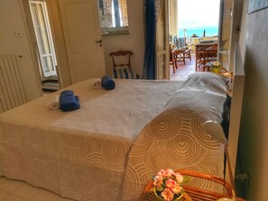 House, 3 Bedrooms, Terrace, City View | 3 bedrooms - Sea View Appartment for 6 Person (Gaeta)