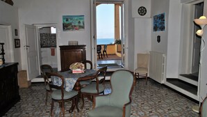 House, 3 Bedrooms, Terrace, City View | Lounge - Sea View Appartment for 6 Person (Gaeta)