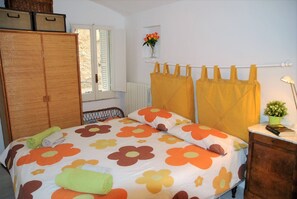 House, 3 Bedrooms, Terrace, City View | 3 bedrooms