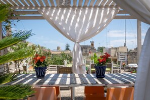 View from property - B B Le Giravolte Historical Center Lecce (Lecce)