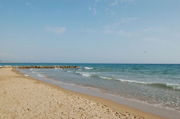 Apartment, 2 Bedrooms, Smoking, Balcony | Beach