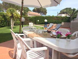 Villa, 3 Schlafzimmer, Terrasse | Blick von der Unterkunft