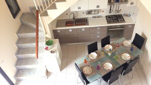 Interior - Royal Bay Apartment - Villa in Cefalu With Private Access to the sea (Cefalù)