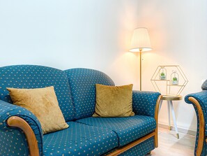 Classic Apartment | Living room