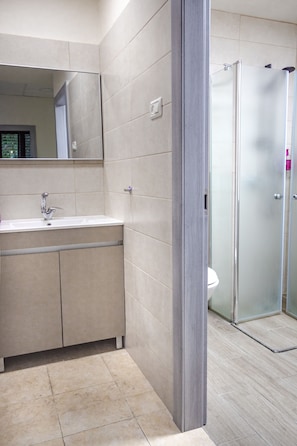 Classic Apartment | Bathroom sink