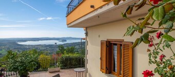 Preciosa casa de vacaciones privada con WIFI, TV, terraza, mascotas permitida y aparcamiento