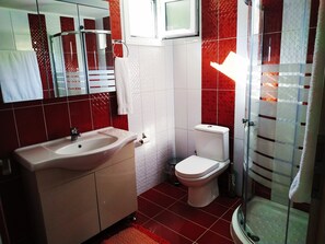Villa, 4 Bedrooms | Bathroom | Towels, soap, toilet paper - Luxurious Villa Paradise PRIVATE BEACH (Faistos)
