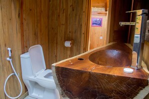 Bathroom - Nile Front Cottages (Jinja)