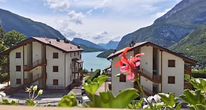 Molvenolago Apartments