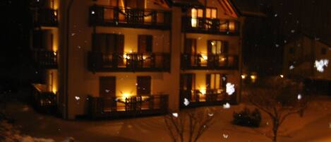 Apartment, 2 Schlafzimmer, Raucher, Balkon | Garten