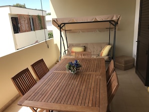 Apartment, 2 Schlafzimmer, Raucher, Balkon | Esszimmer
