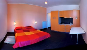 Apartment, 1 Bedroom, Balcony, Garden View | 1 bedroom, travel crib