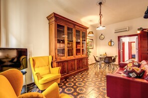 Apartment, 2 Bedrooms | Room amenity