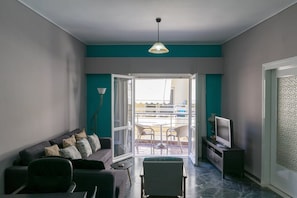 Apartment, 1 Bedroom, Terrace | Living room