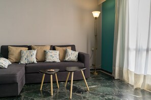 Departamento, 1 habitación, Terraza | Área de sala de estar | Televisión de pantalla plana 