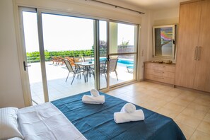 4 bedrooms, free WiFi, bed sheets - Luxury Villa Apollon Private Pool & Amazing View (Malevizi)