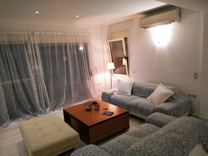 Living room - Luxury Villa Apollon Private Pool & Amazing View (Malevizi)