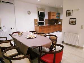 In-room dining - Luxury Villa Apollon Private Pool & Amazing View (Malevizi)