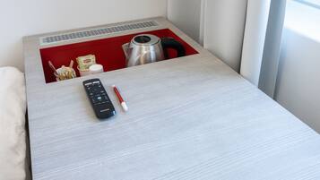 Standard Single Room | Coffee and/or coffee maker